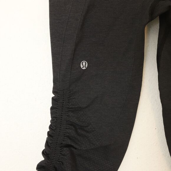 LULULEMON In The Flow Crop II Capri Legging 4 Deep Coal Gray Pull On EUC B62 - Picture 4 of 6